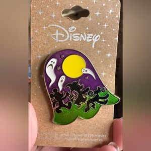 Disney Mickey, Minnie,Pluto and Ghosts Halloween Trick or Treating Trading Pin